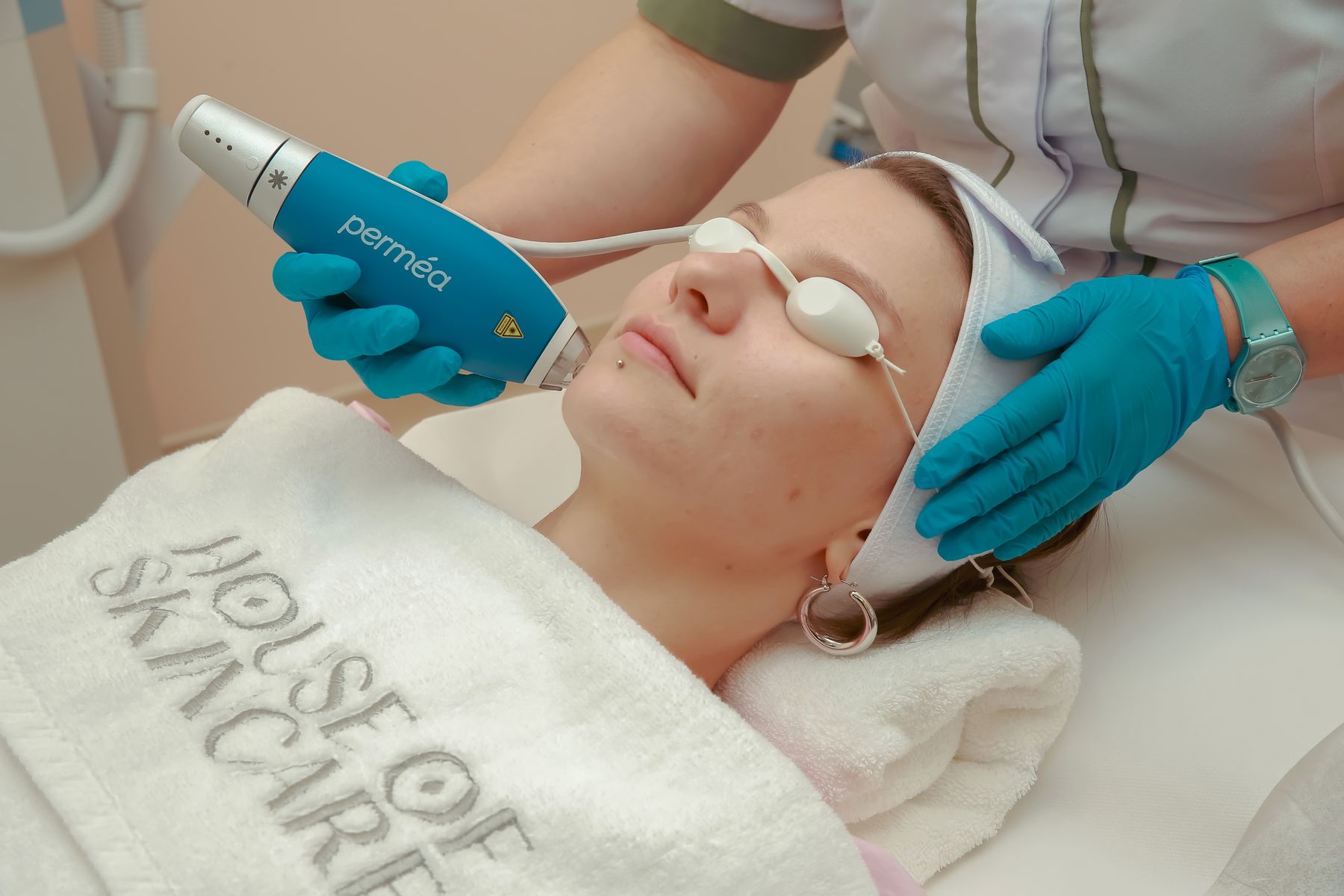 Laser and light facial treatment